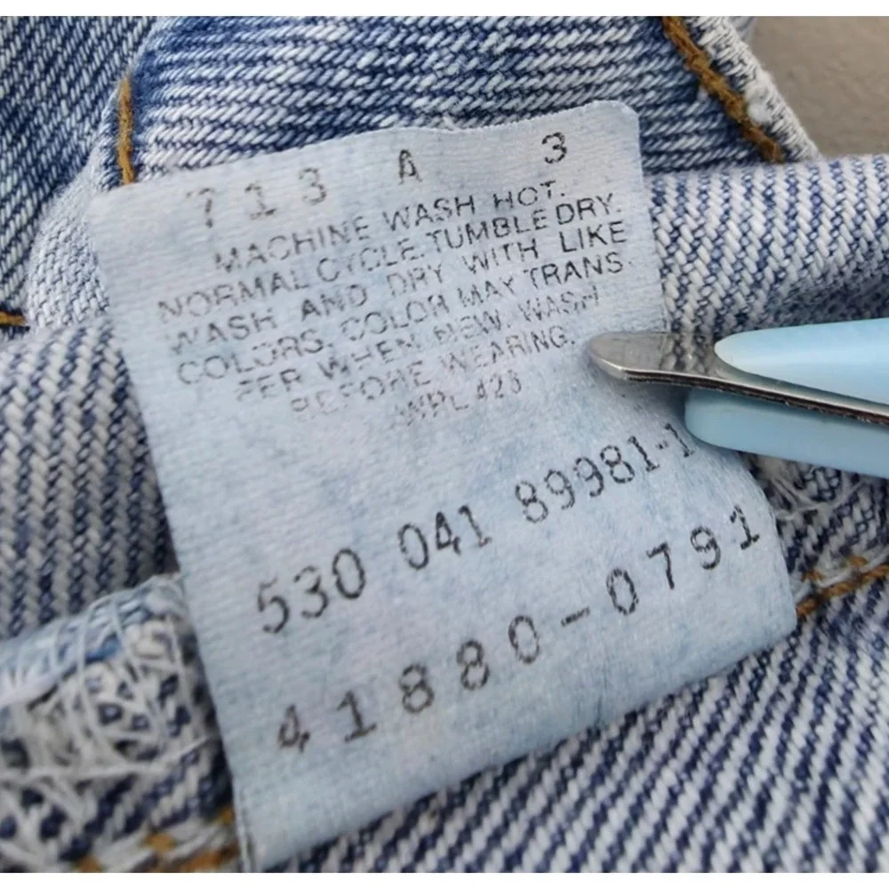 Vintage 90s Levi's 880 Jeans Men 36 X36 Blue Straight Lightwash USA Tag 38x36